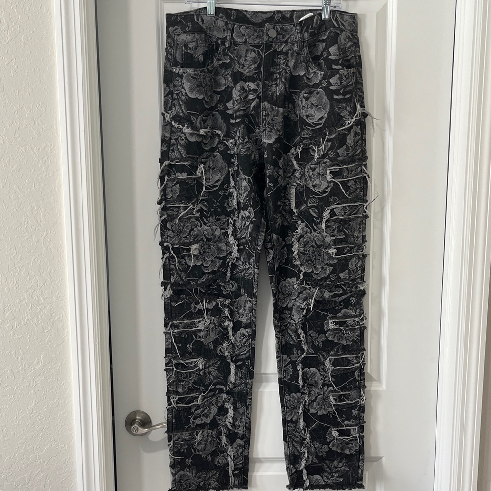 Retro Frayed Distressed Black and White Patterned Garment Label Sz M (34) NWT - Picture 2 of 9